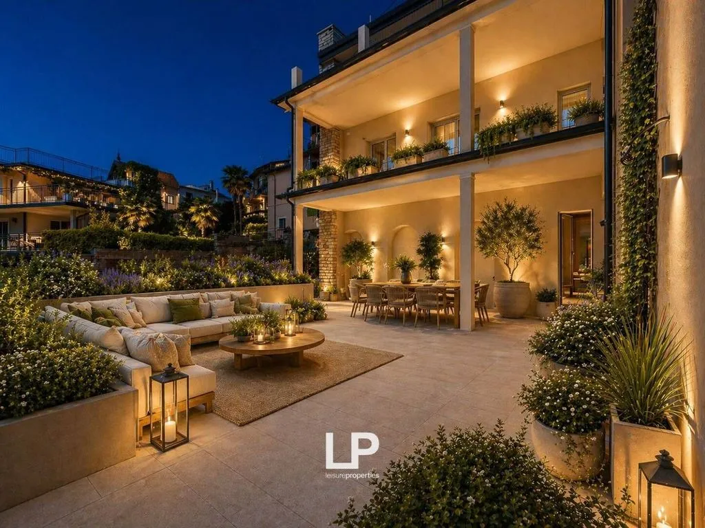Terrasse - Luxury Flat with Lake View in Arizzano