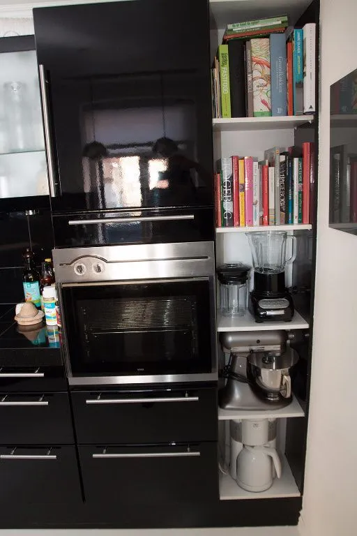 Cuisine - Luxury Apartment with Balcony in City Centre