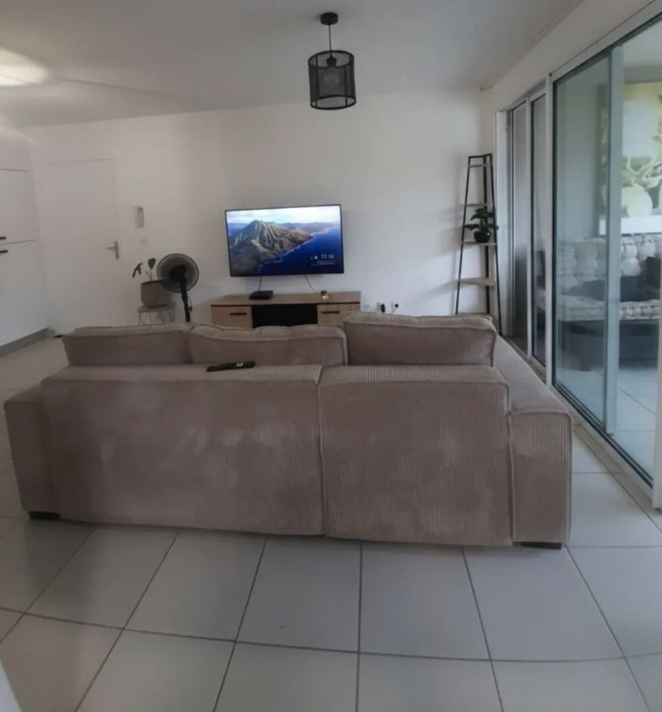 Séjour - Appartement Meublé avec Terrasse à Le Lamentin