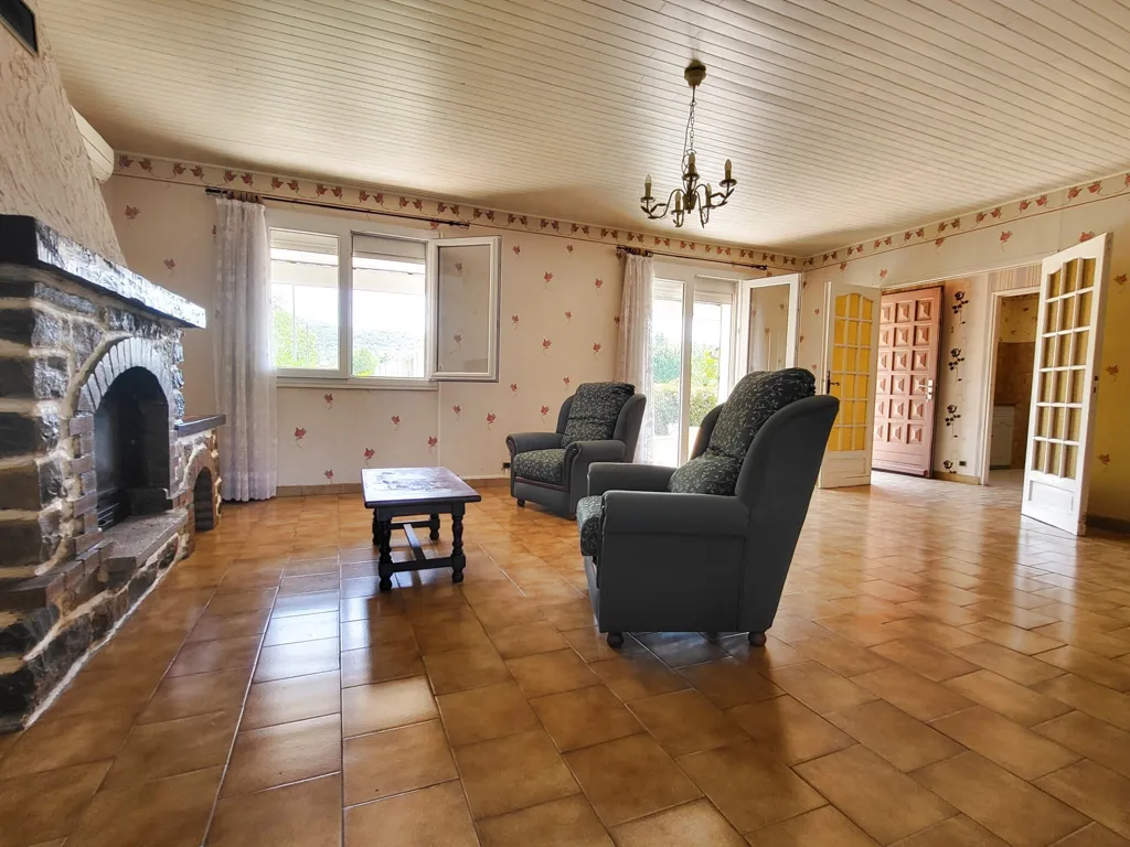 Séjour - Villa de Plain-Pied avec Jardin à Sauve