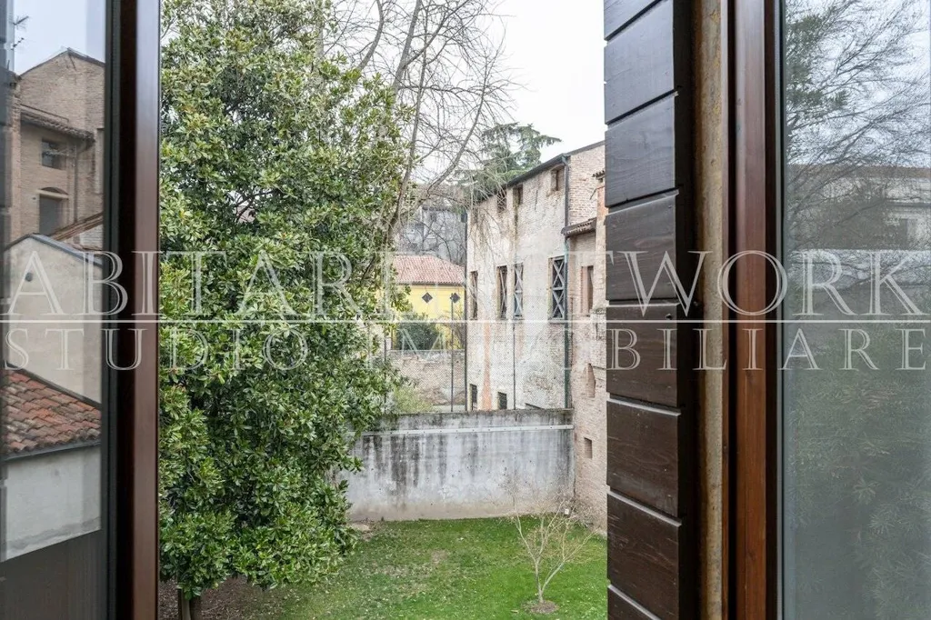 Stanze - Historic Apartment with Courtyard View in Padua