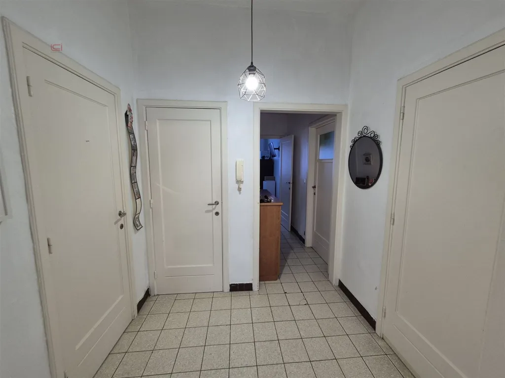 Hallway - Apartment with Garden in Forest
