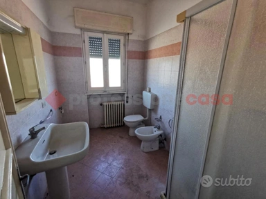 Vannitoad - Apartment with Balcony in Central Cerea