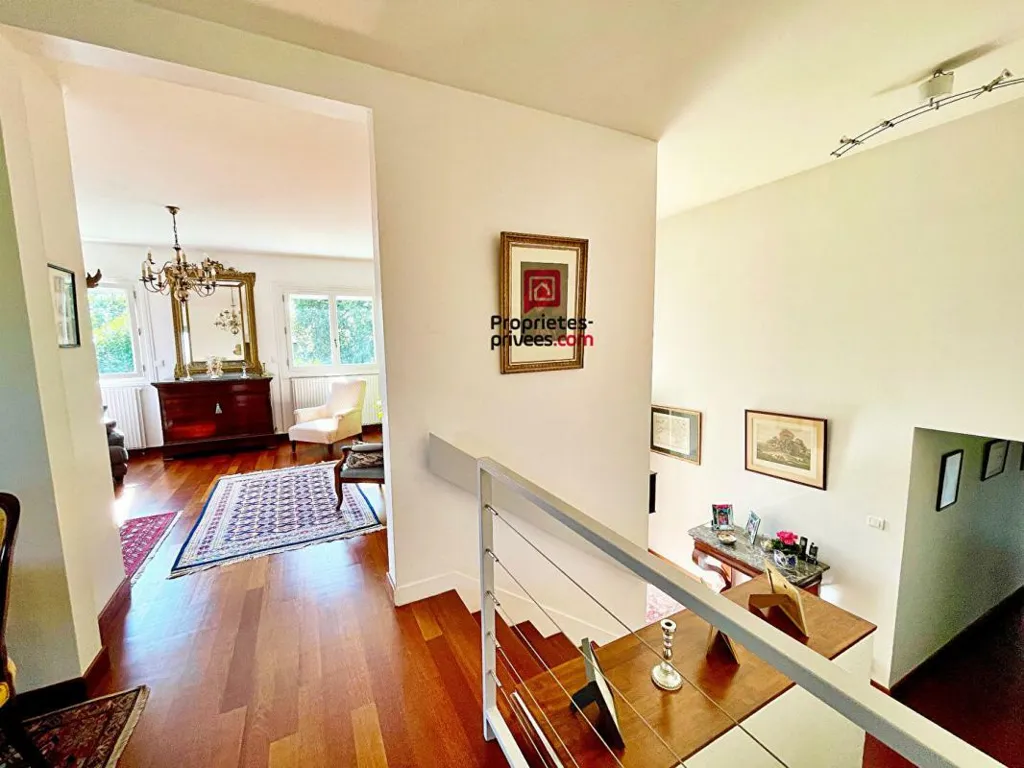 Séjour - Maison Luxueuse avec Piscine à Latresne