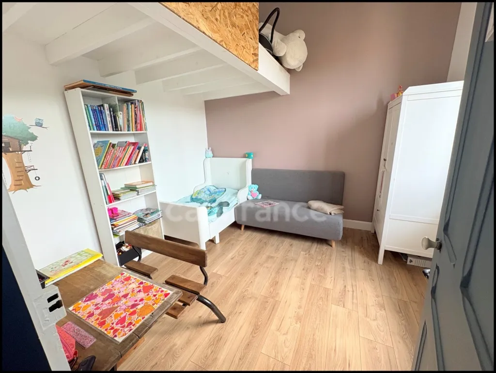 Chambres - Maison en Brique et Silex avec Terrasse à Oissel