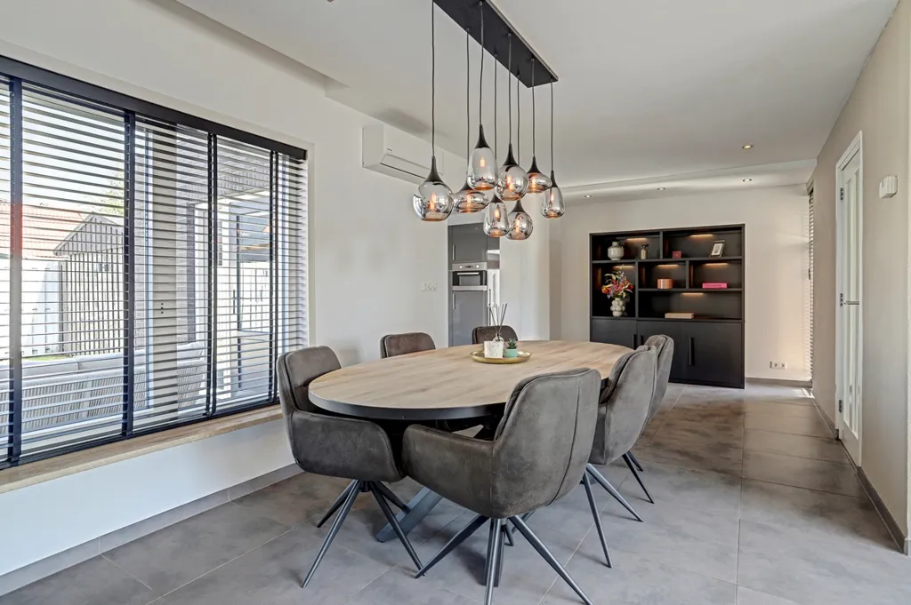 Salle à manger - Modernised Two-Storey House with Garden in Reusel