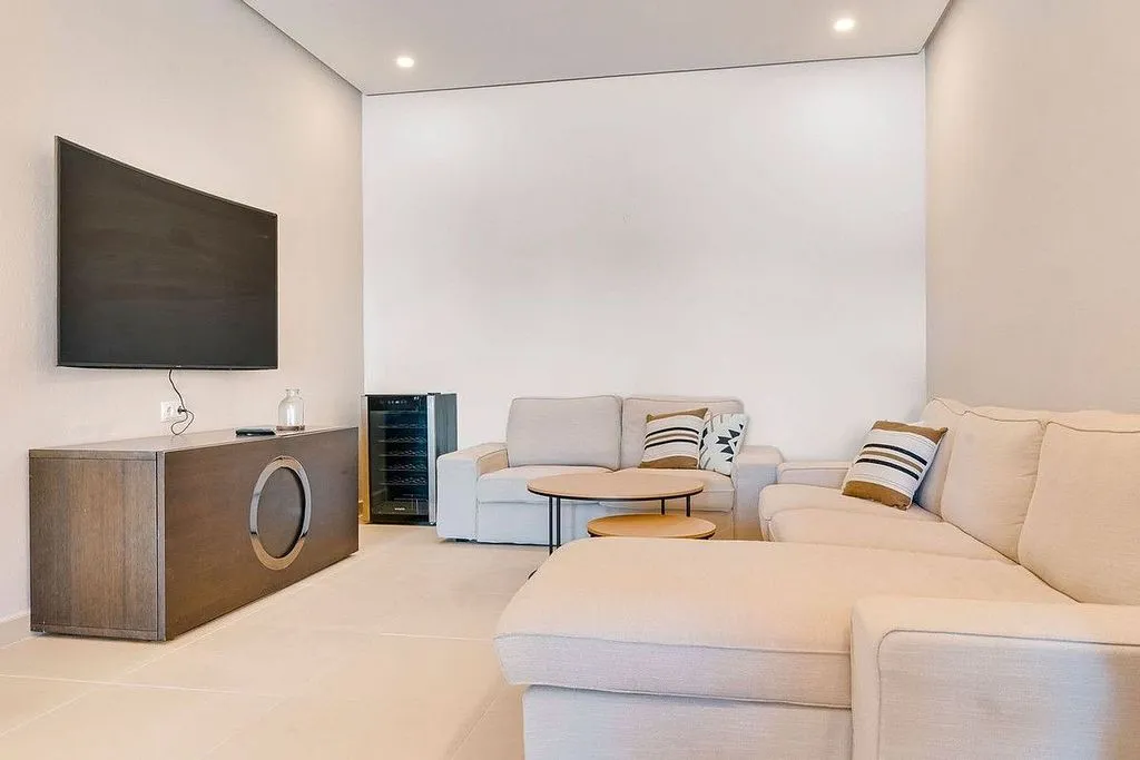 Living Room - Chalet with Pool and Terrace in Sotogrande