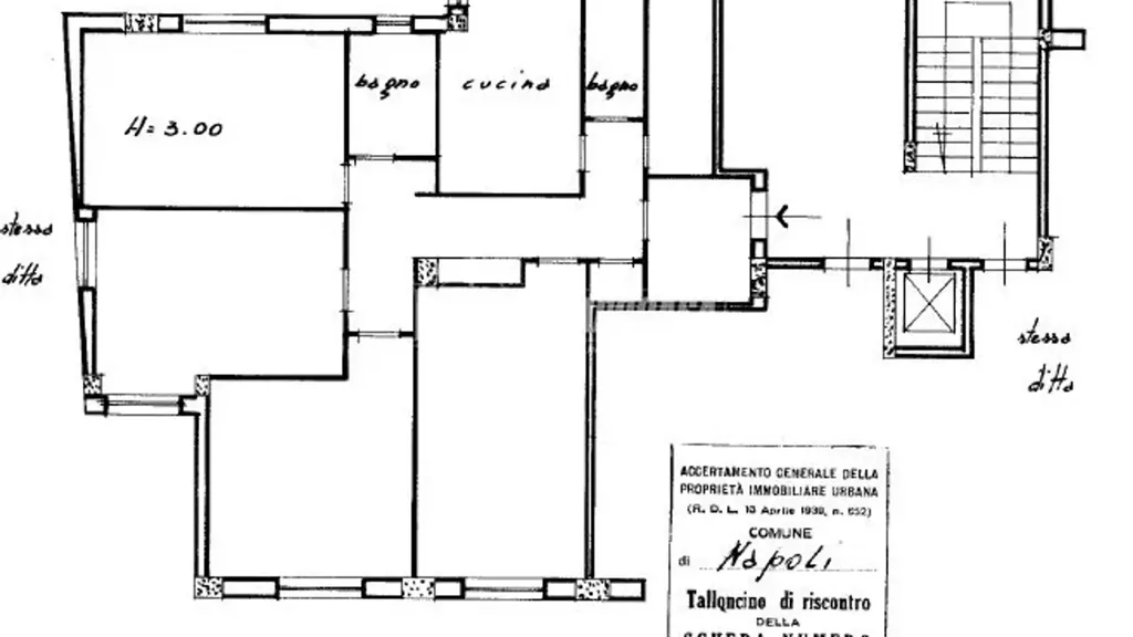Plan - 5-Bedroom Apartment with Lift in Naples