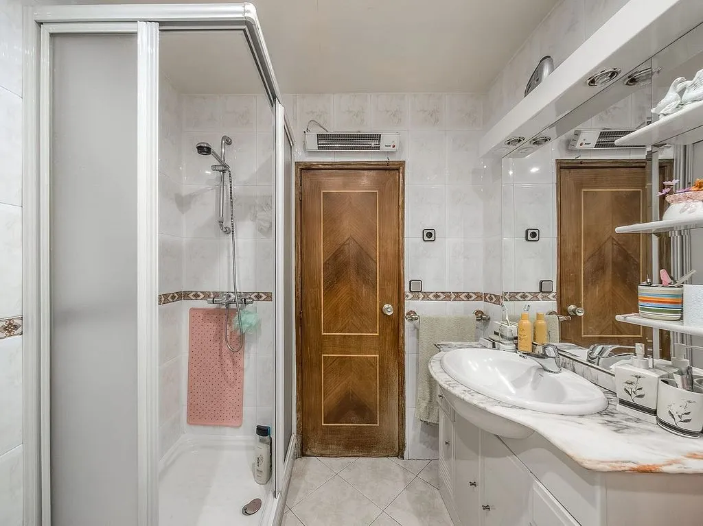 Vannitoad - Apartment with Terrace in Zarzaquemada
