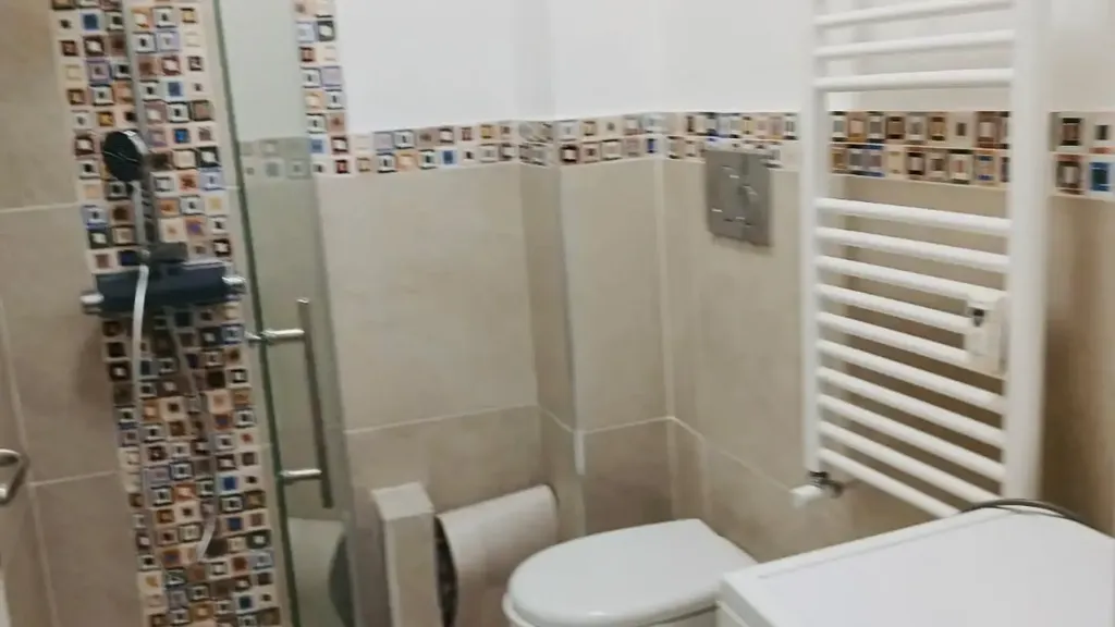 Salles de bain - Rented Studio with Garden in Pavia