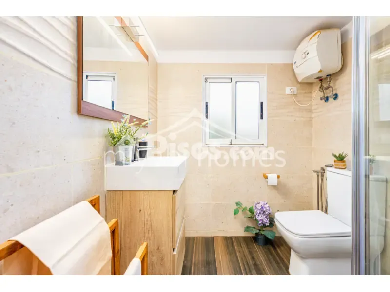Salles de bain - Rustic House with Orchard in Doramas Park