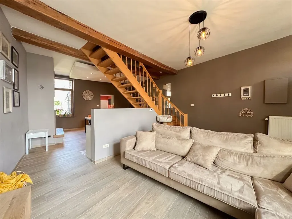 Living Room - Traditional House with Garden in Ressaix