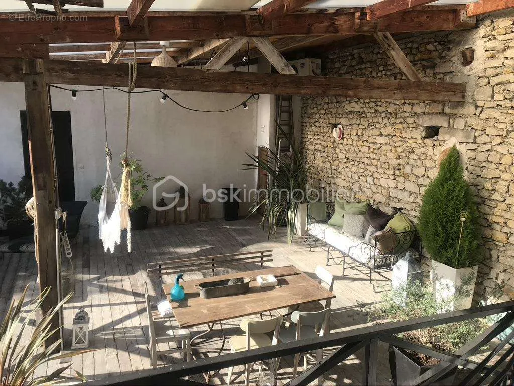 Jardin - Ensemble Immobilier avec Dépendances à Fontainebleau