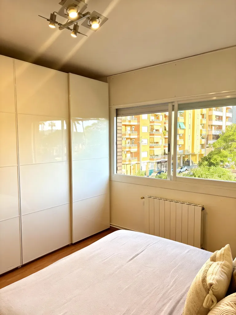 Chambres - Reformed Apartment with Balcony in Gavà Centre