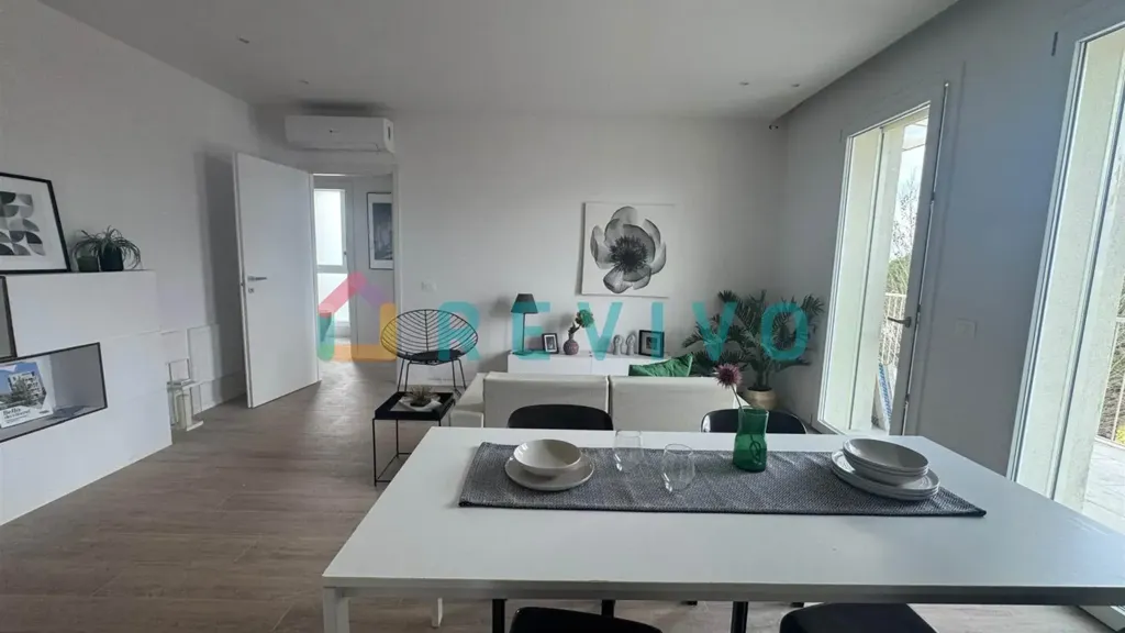 Dining Room - New Triplex with Private Parking in Florence