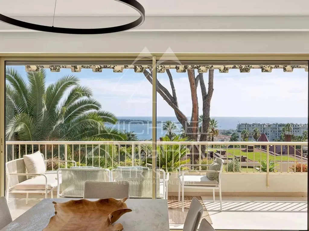 Söögituba - Luxury Flat with Sea View in Cannes