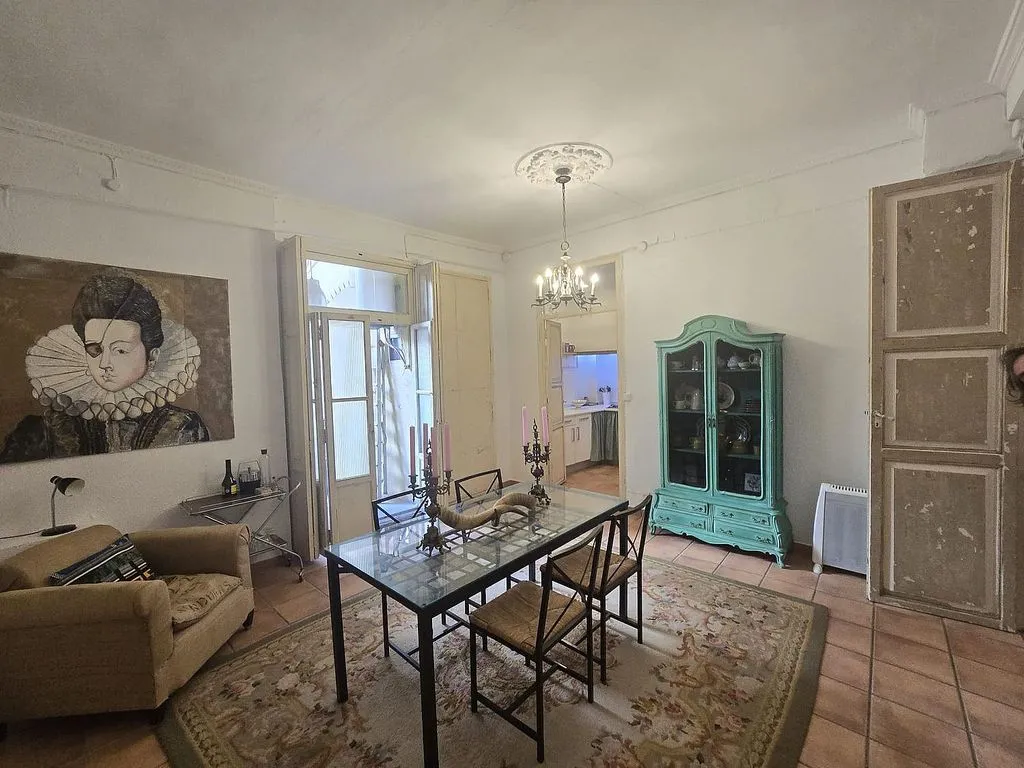 Sala da pranzo - Apartment with Balcony in El Pilar, Valencia