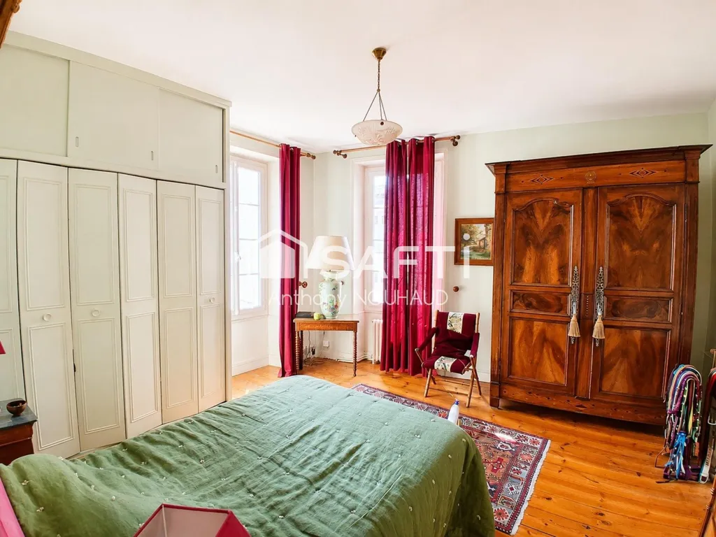 Chambres - Maison de Maître avec Jardin et Dépendance à Cognac