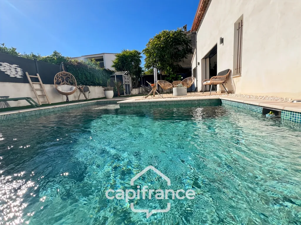 Bassein - Contemporary House with Pool in La Garde