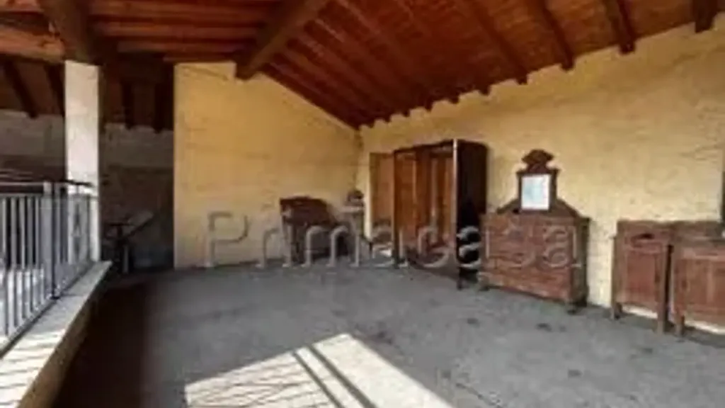 Terrass - Detached House with Courtyard in Prevalle