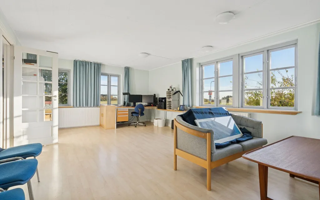 8-room house in Holmegaard