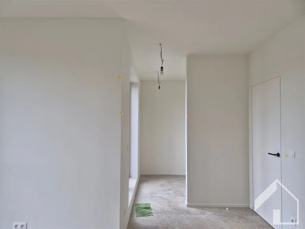 Entrée - Appartement Neuf avec Terrasse et Ascenseur à Deurne