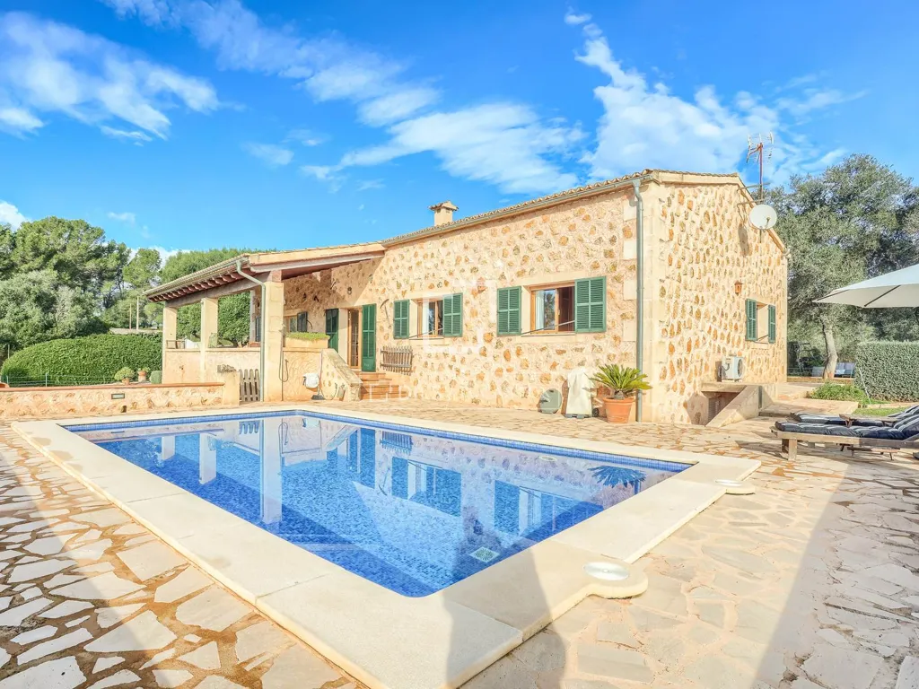 Bassein - Country House with Pool in Puntiró, Mallorca