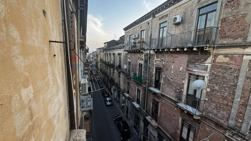 Rõdu - 8 Mini Apartments with Terrace in Catania