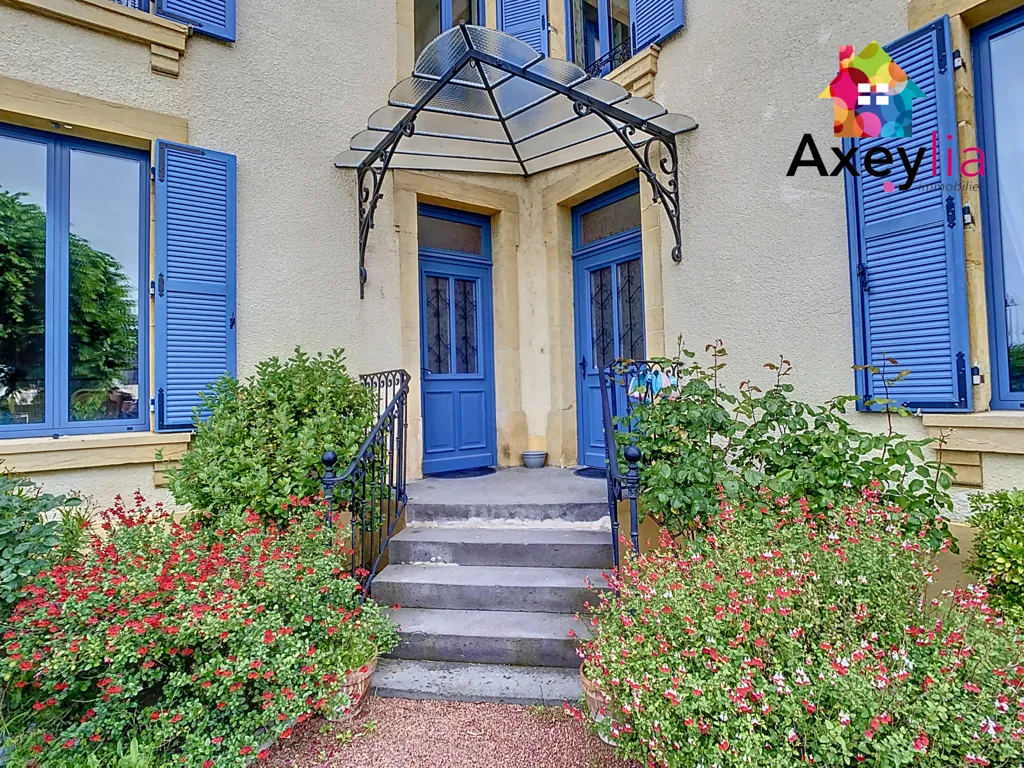 Välivaade - Renovated House with Pool near Mably