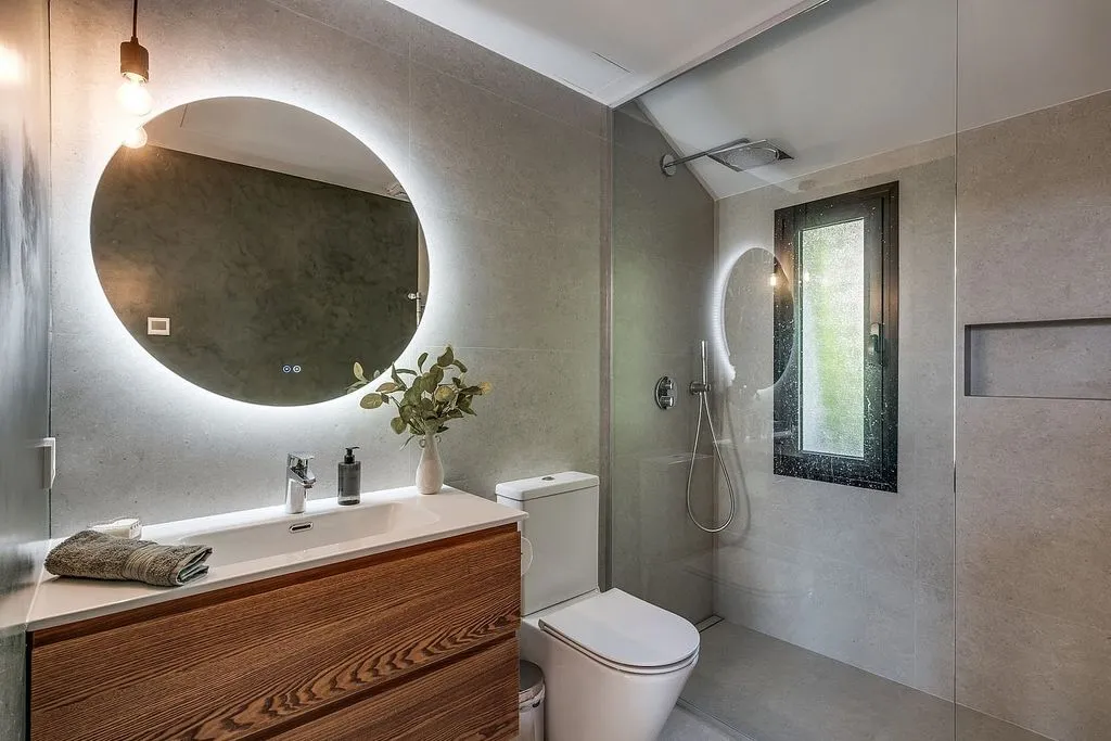 Salles de bain - Luxury Villa with Pool in Nueva Andalucía