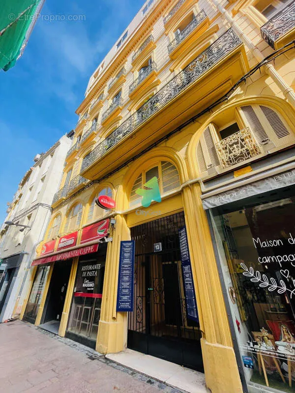 Välivaade - Commercial Space in Perpignan City Centre