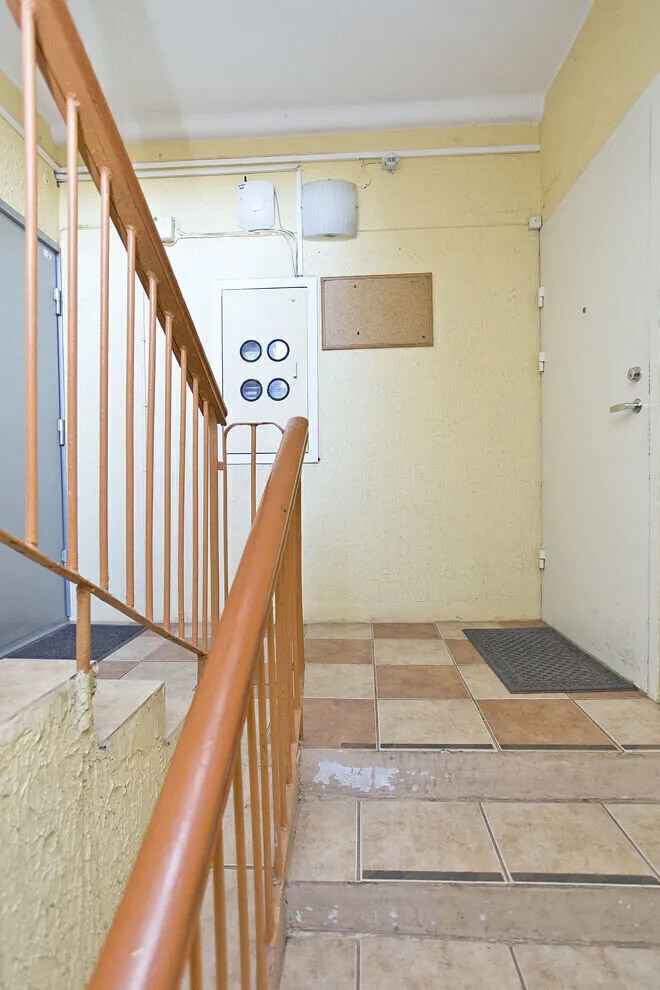 hallway_entrance