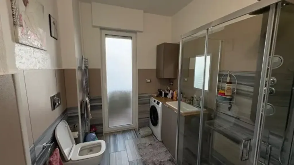 Bagni - Rearranged Apartment with Balcony in Asti