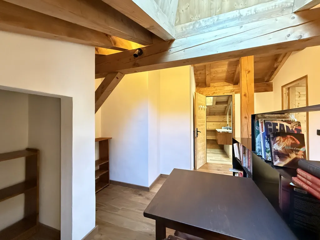 Toad - Alpine Chalet with Aravis View in Combloux
