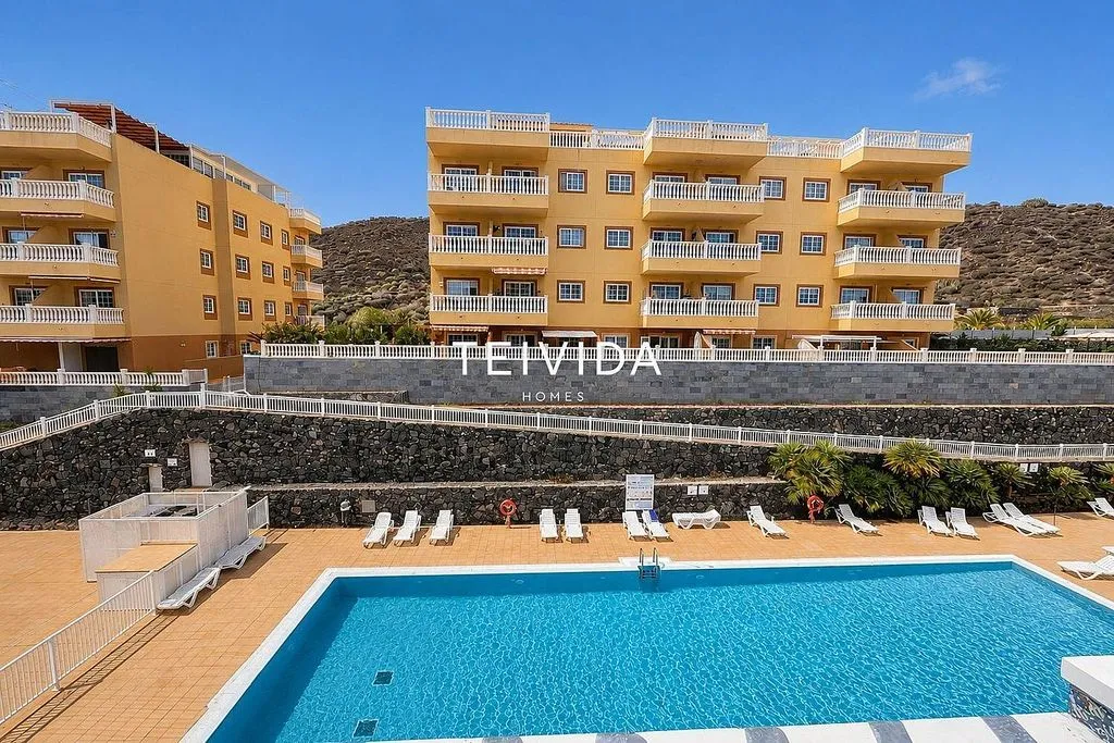 Piscine - Apartment with Pool View in Palm-Mar