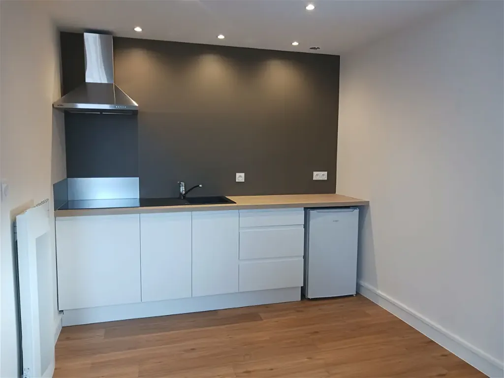Köök - Renovated Studio with Parking in Cholet