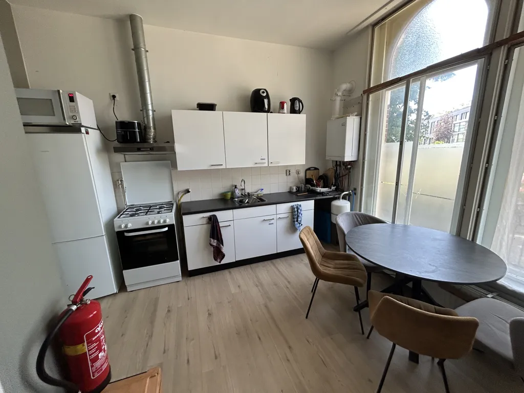 Cuisine - Studio Flat with Shared Amenities in Nijmegen-Oost