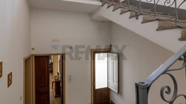 Pièces - Historic Villa with Balcony in Scicli