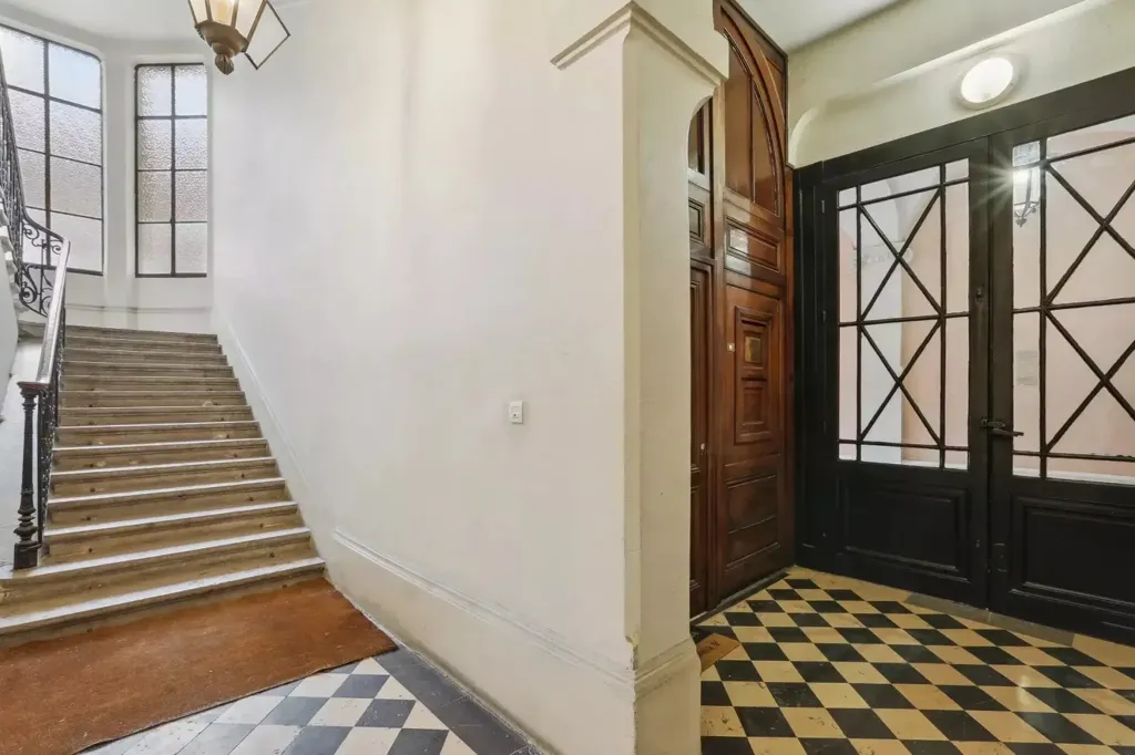 Esik - Luxury Flat with Historic Charm in Lyon