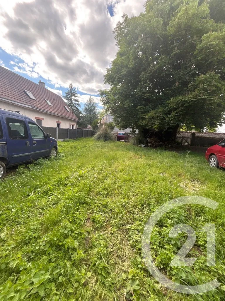 Jardin - Grange à Aménager avec Jardin à Josnes
