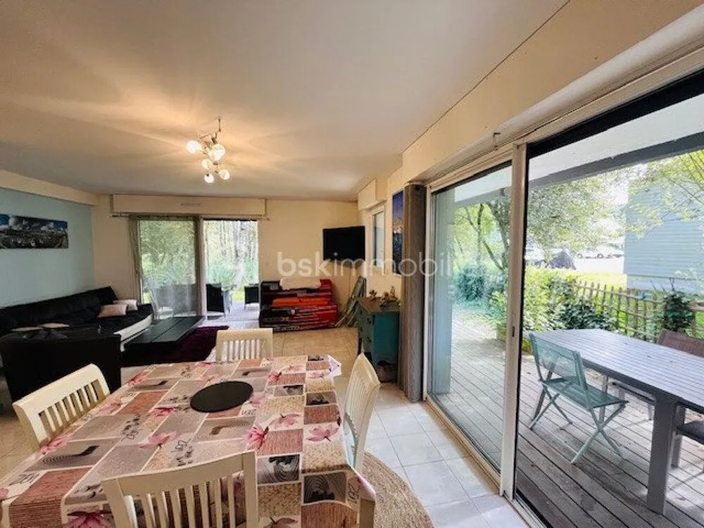 Salle à manger - Appartement 3 Pièces avec Jardin à Baden