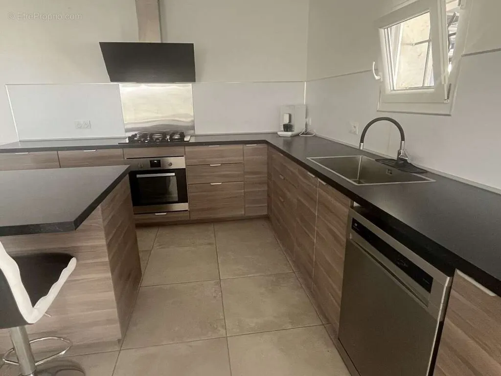 Kitchen - Renovated House with Garden in Denat