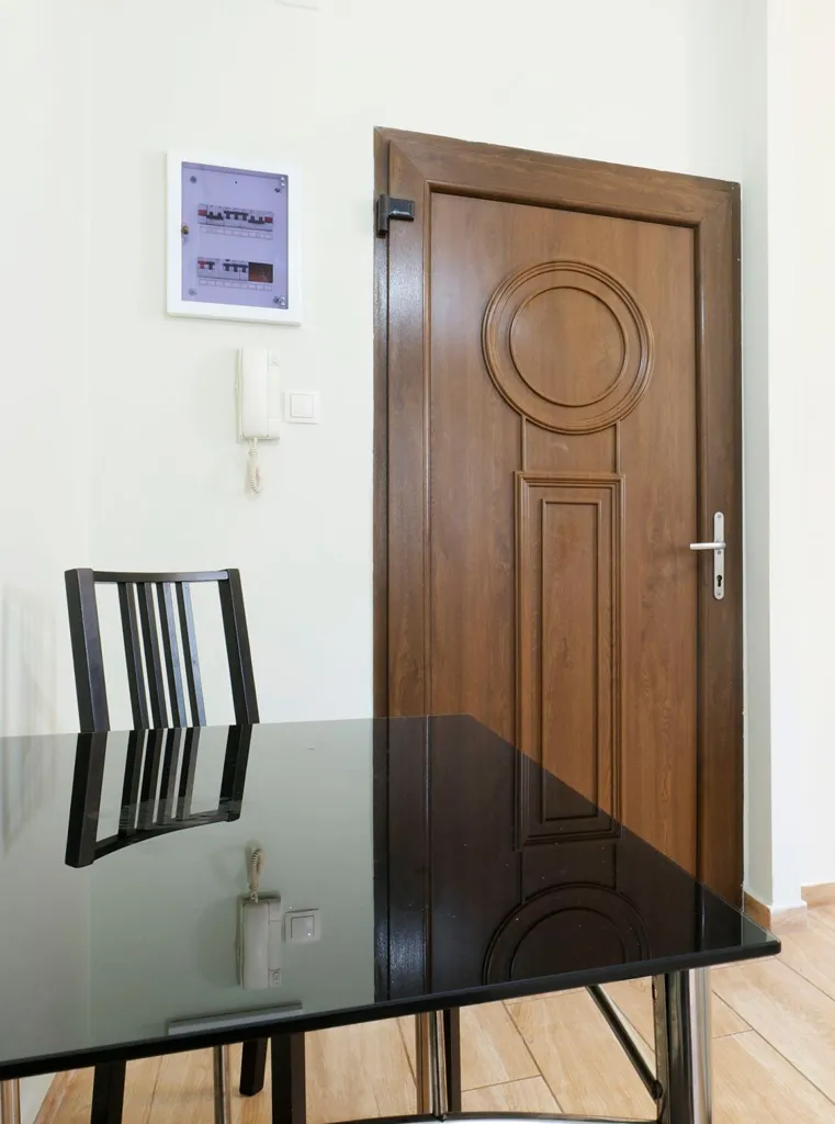 Salle à manger - Studio Apartment with Balcony near Metaxourgeio