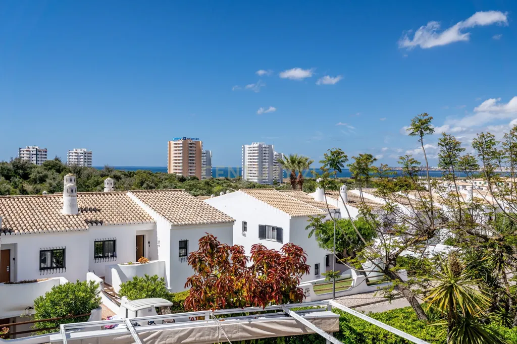 Balcony - Sea View Villa with Pool in Alvor