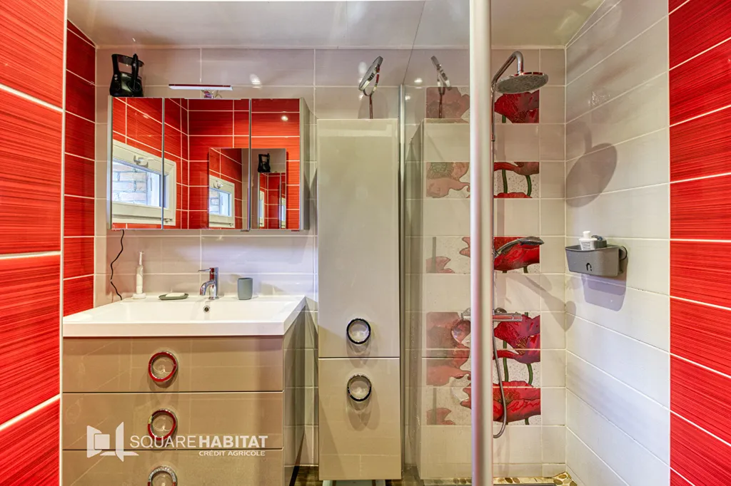 Salles de bain - Ensemble Immobilier Fermette avec Gîte à Andres