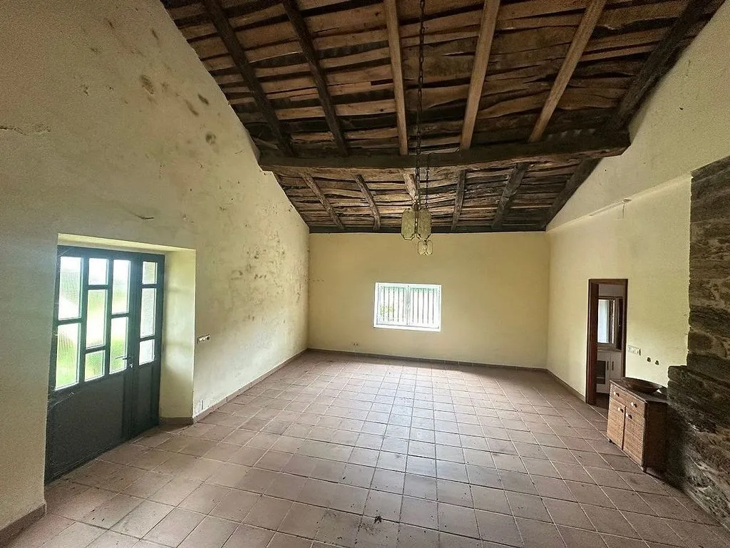 Toad - Chalet with Garden in O Pino
