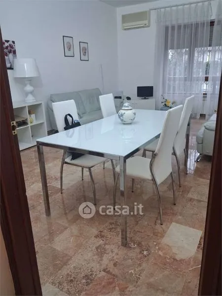 Salle à manger - Fully Furnished Apartment with Terrace in Formia Centre