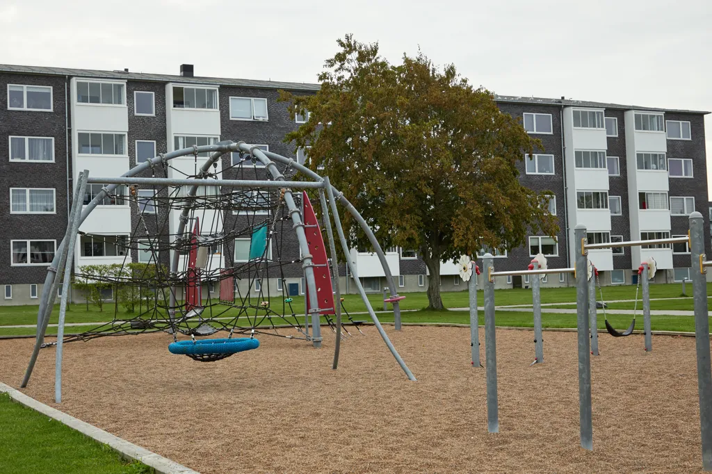 Aed - Four-Bedroom Flat in Nørresundby