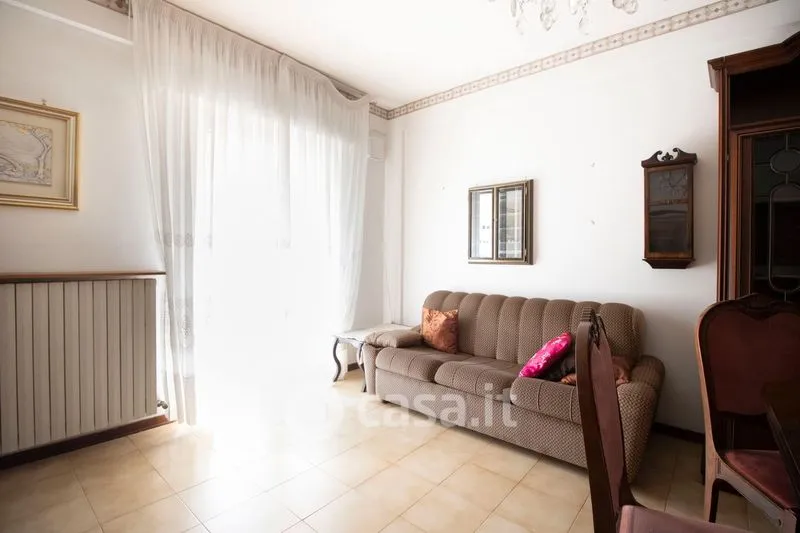 Séjour - 5-Room Apartment with Solar Features in Alba Adriatica