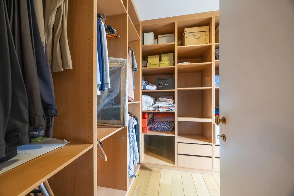 Toad - Spacious Apartment with Terrace in Ostend